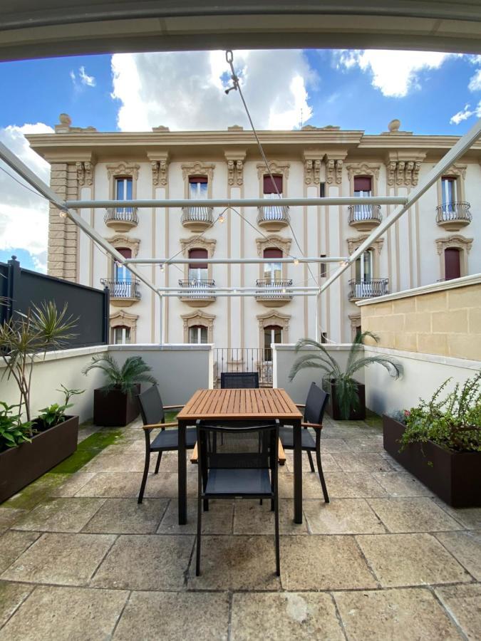 Blu Mazzini 1 - Appartamento Luxury Con Terrazza Privata Лече Екстериор снимка