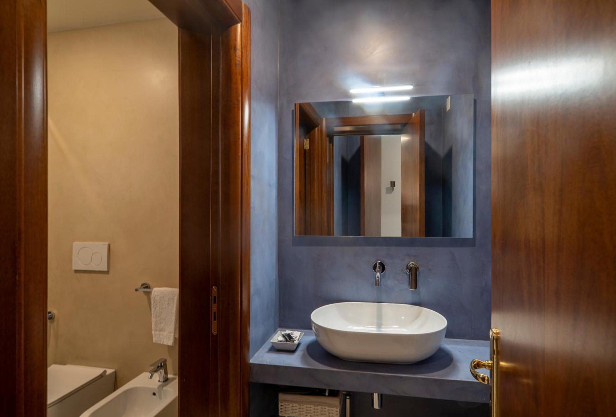 Blu Mazzini 1 - Appartamento Luxury Con Terrazza Privata Лече Екстериор снимка